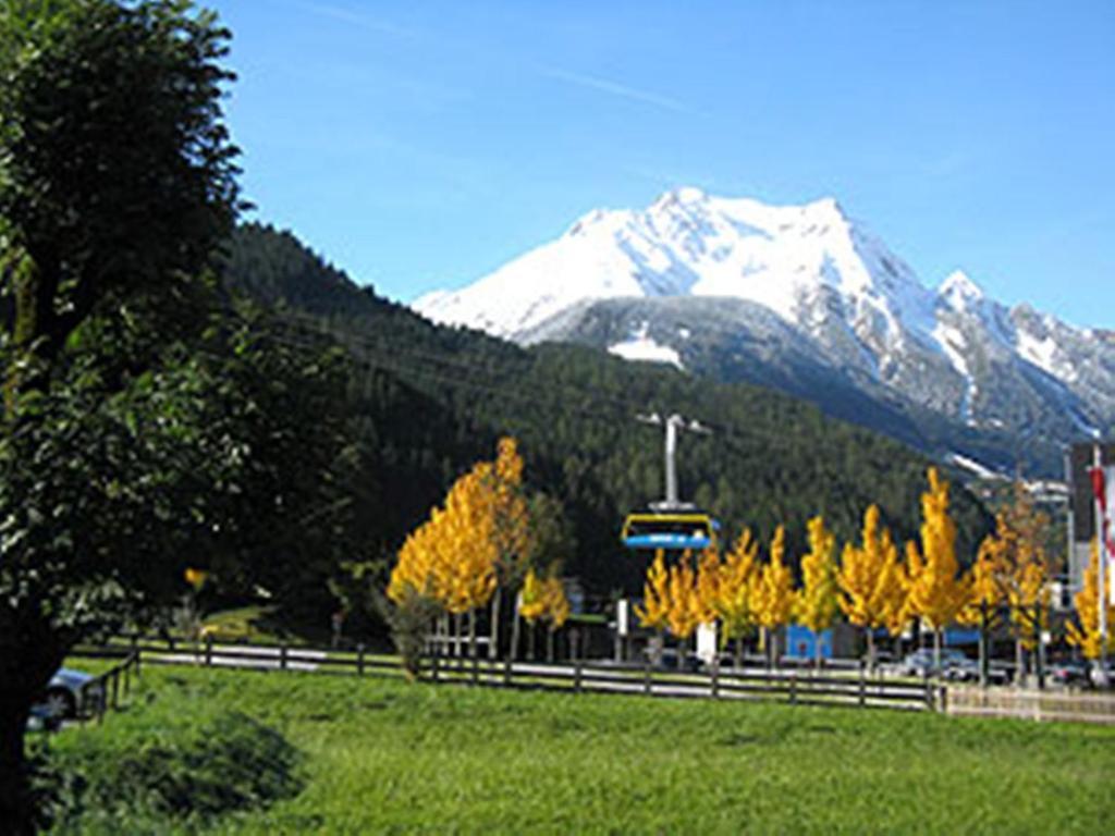 Gaestehaus Alpengruss Mayrhofen Bagian luar foto